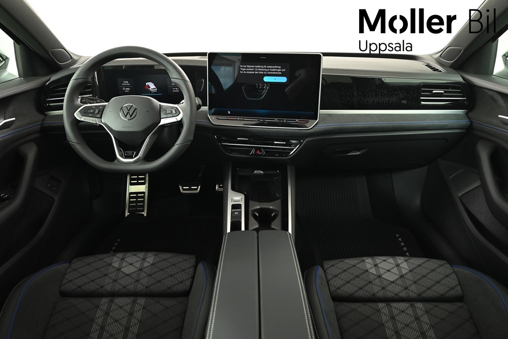 Volkswagen Passat WUM85L