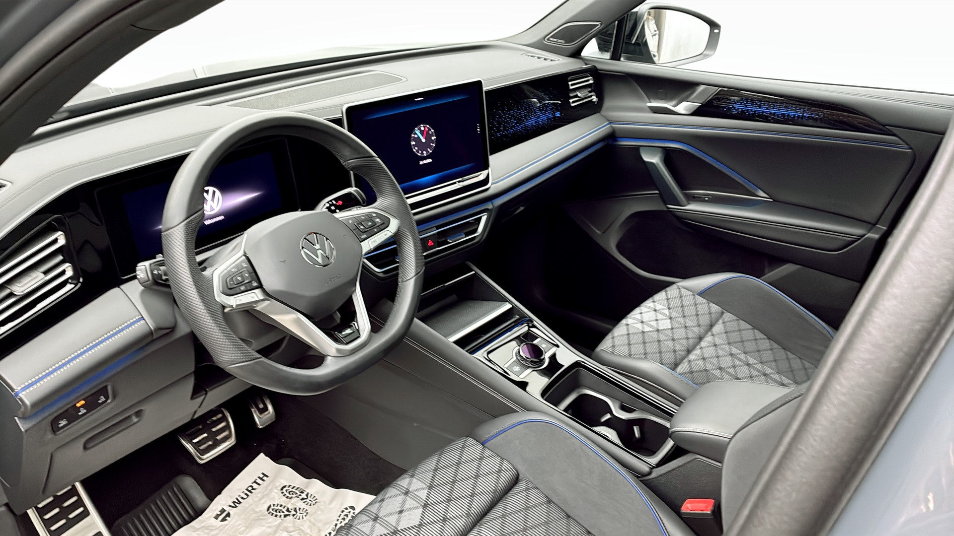 Volkswagen Tiguan WWB18S