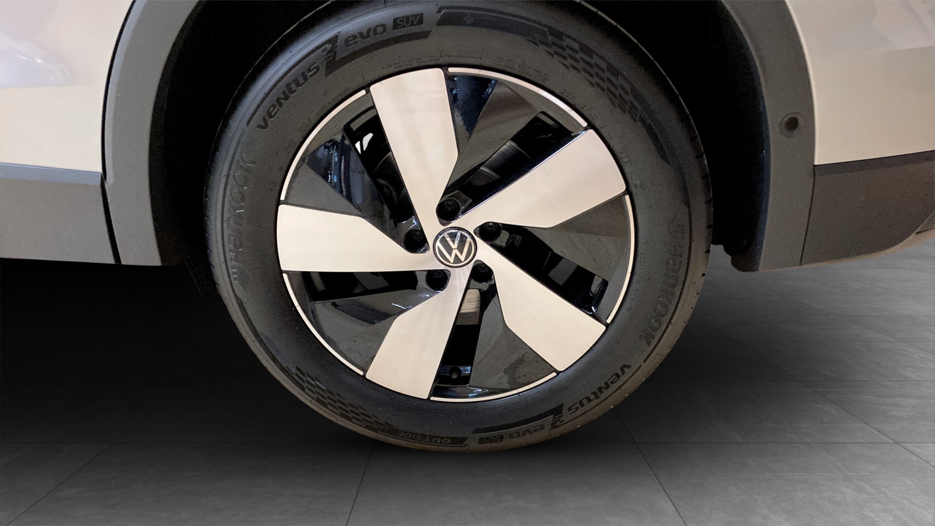 Volkswagen Tiguan WXJ49S