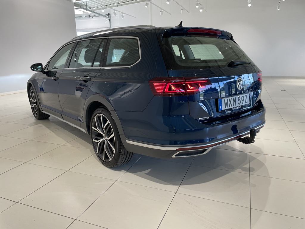 Volkswagen Passat WXM59Z