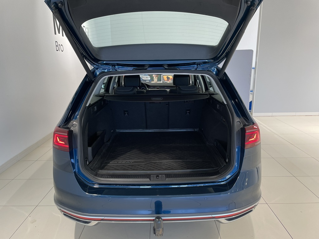 Volkswagen Passat WXM59Z