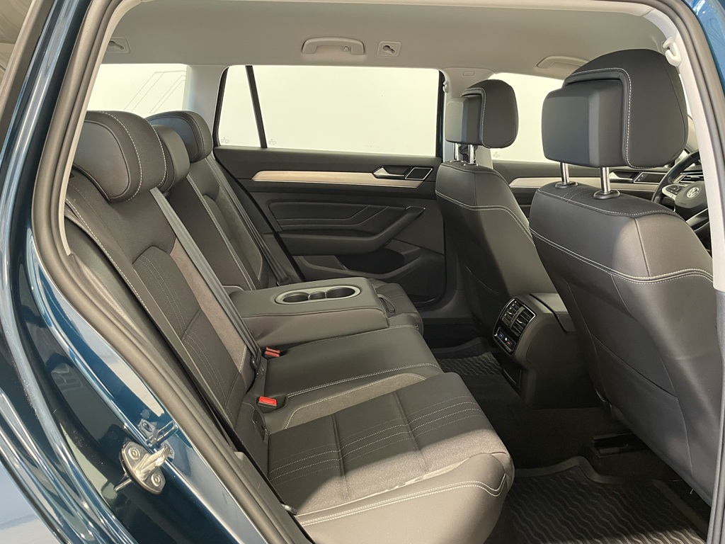 Volkswagen Passat WXM59Z