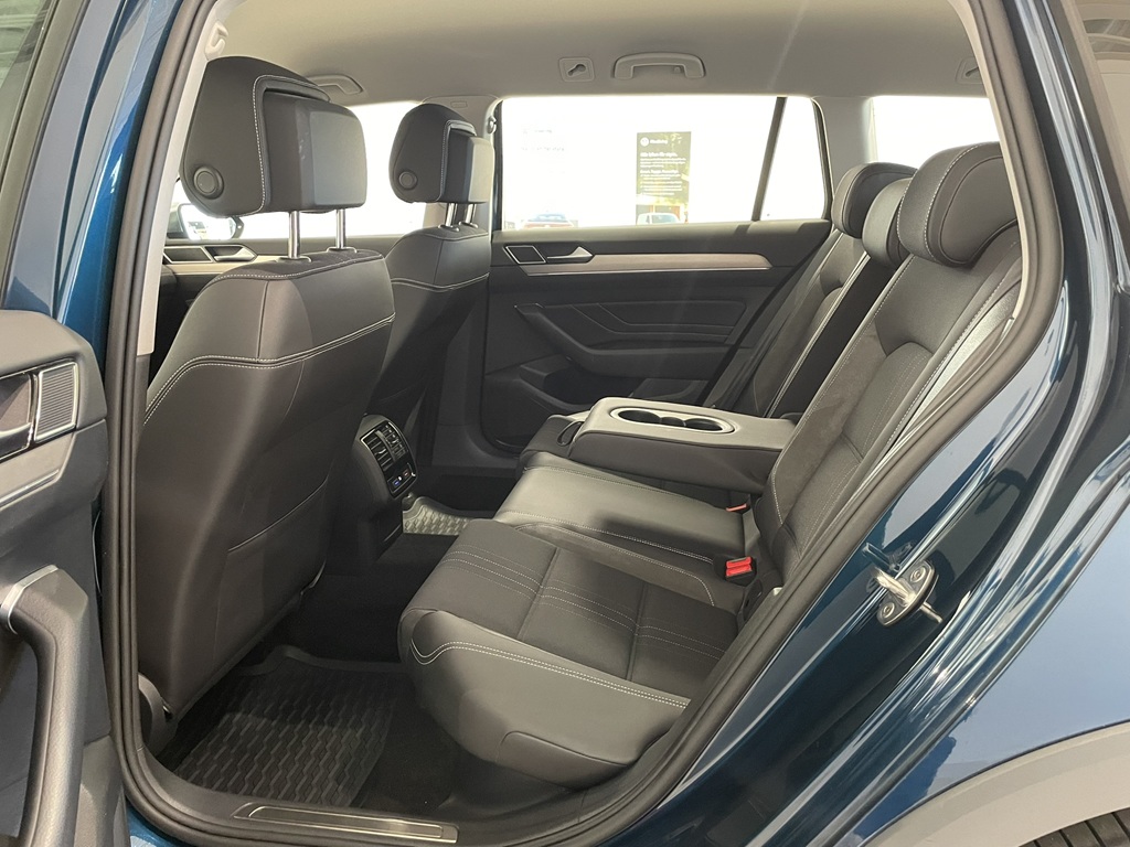 Volkswagen Passat WXM59Z