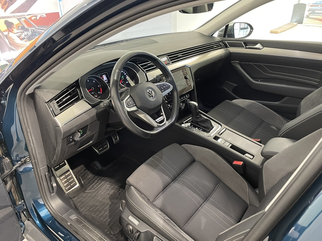 Volkswagen Passat WXM59Z