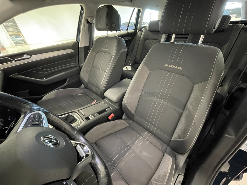 Volkswagen Passat WXM59Z