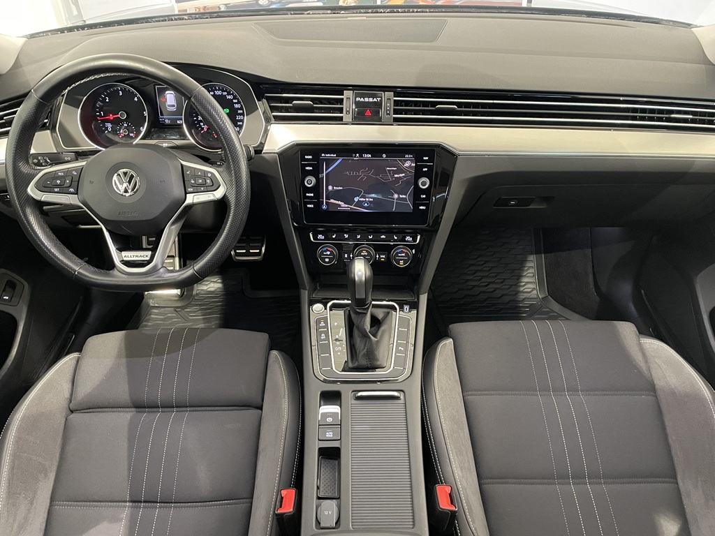 Volkswagen Passat WXM59Z