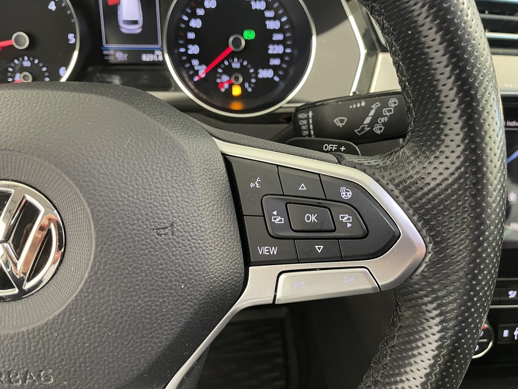 Volkswagen Passat WXM59Z