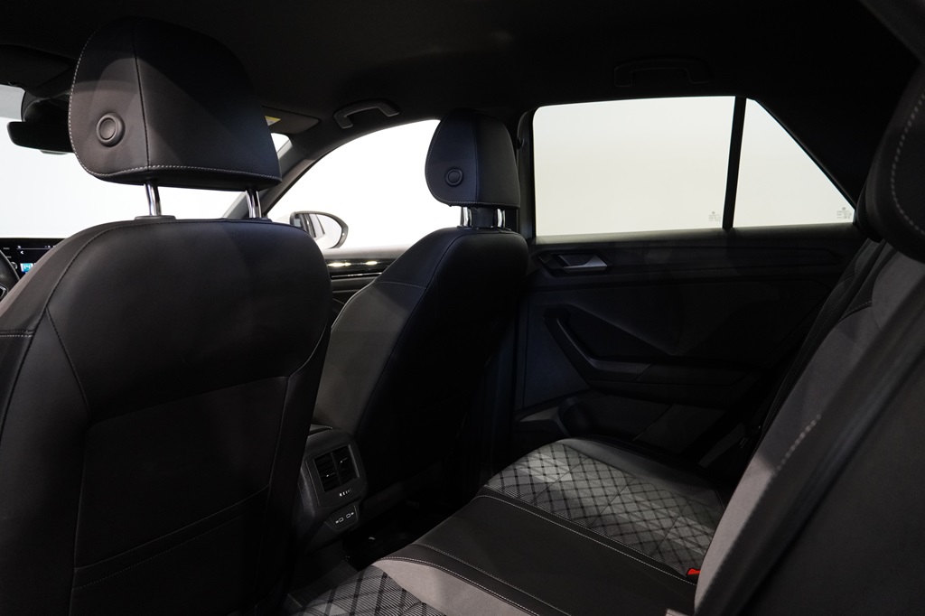 Volkswagen T-Roc WYD37M
