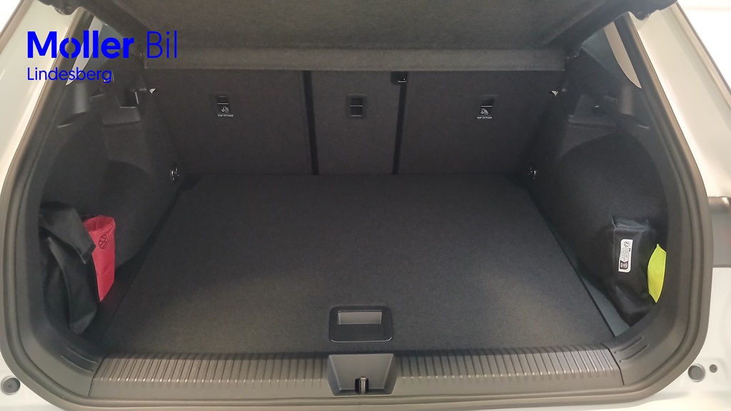 Volkswagen T-Roc WYM37P