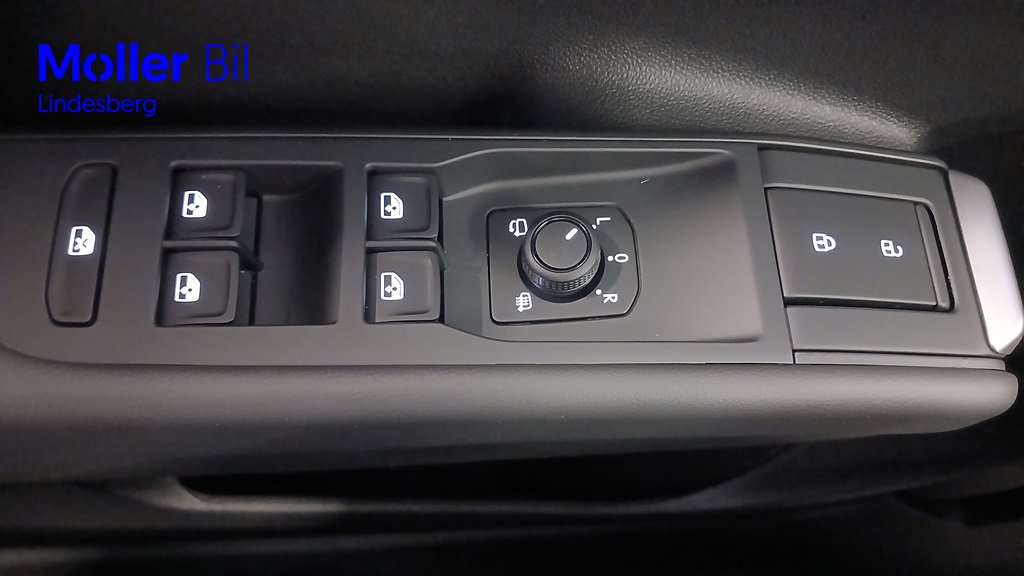 Volkswagen T-Roc WYM37P