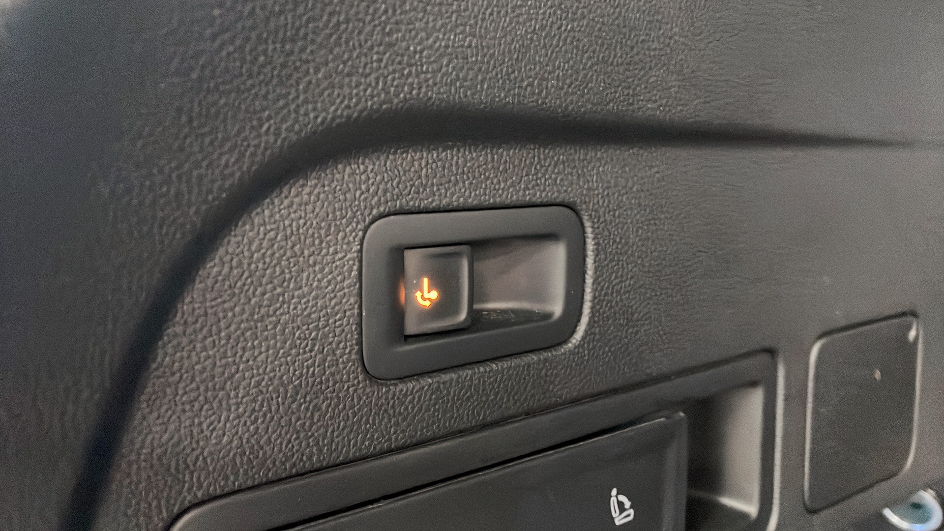 Volkswagen Tiguan Allspace WZF84K