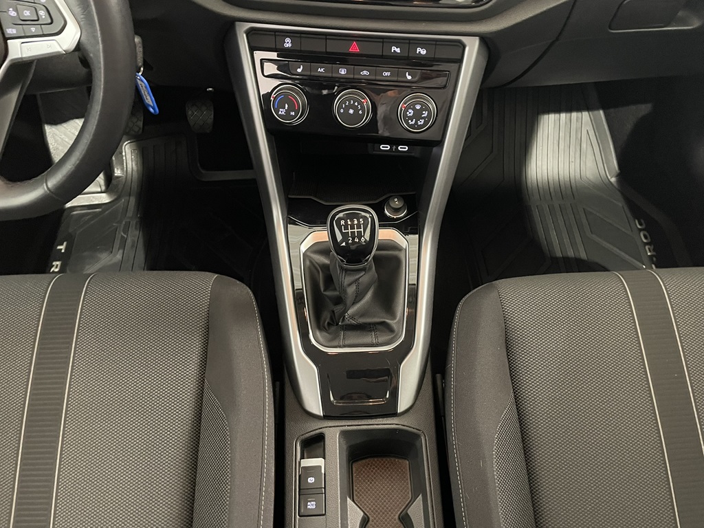 Volkswagen T-Roc WZH84J