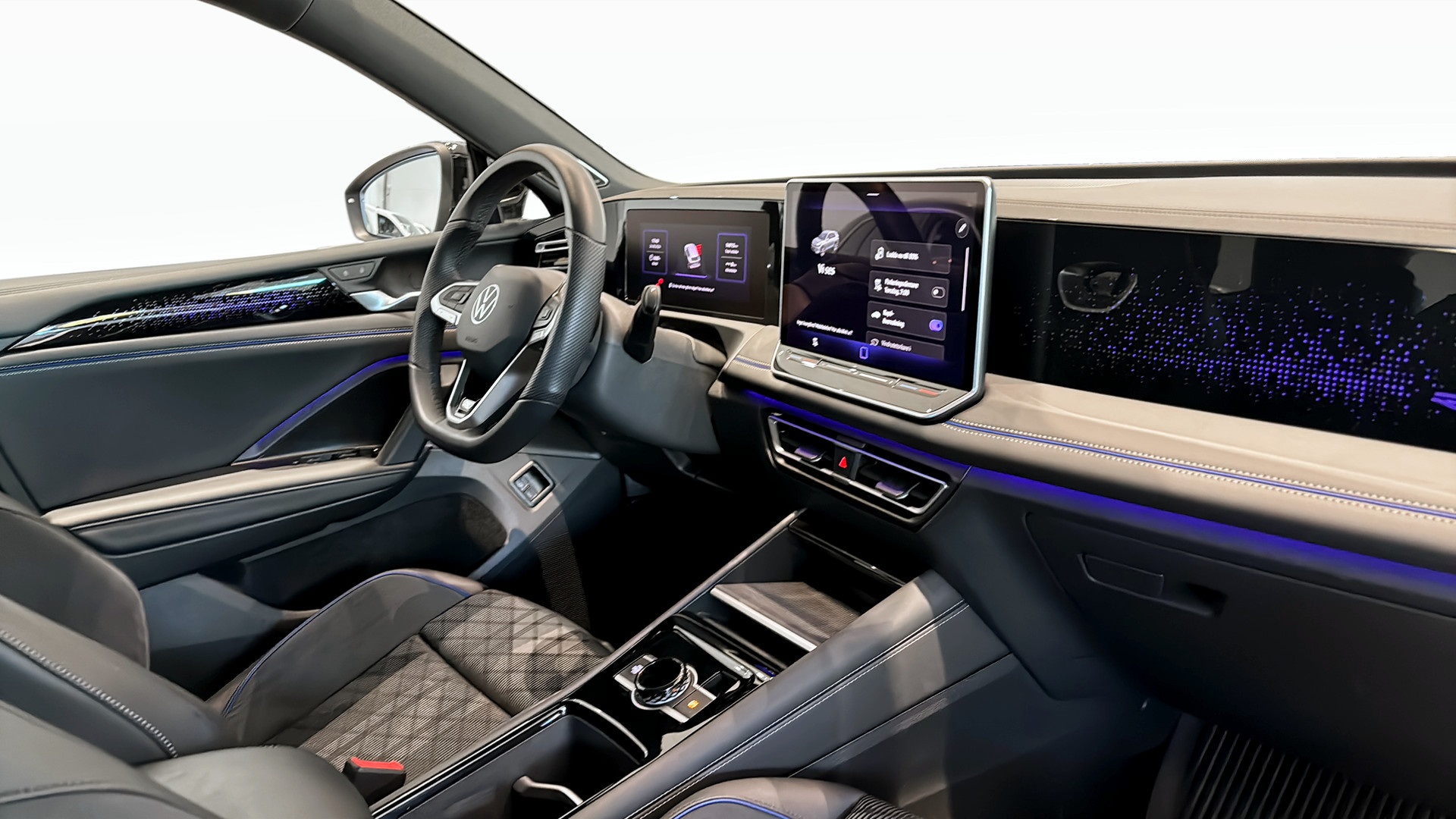 Volkswagen Tiguan WZN84P