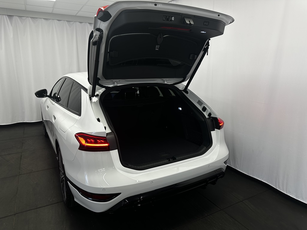 Audi A6 Avant e-tron WZR21M