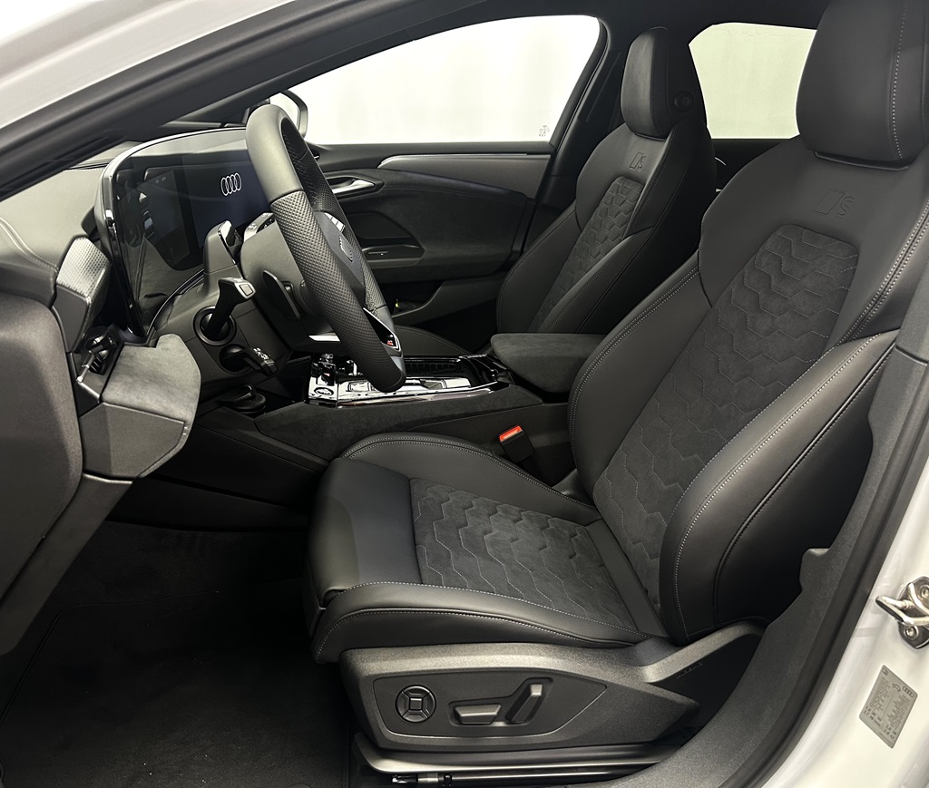 Audi A6 Avant e-tron WZR21M