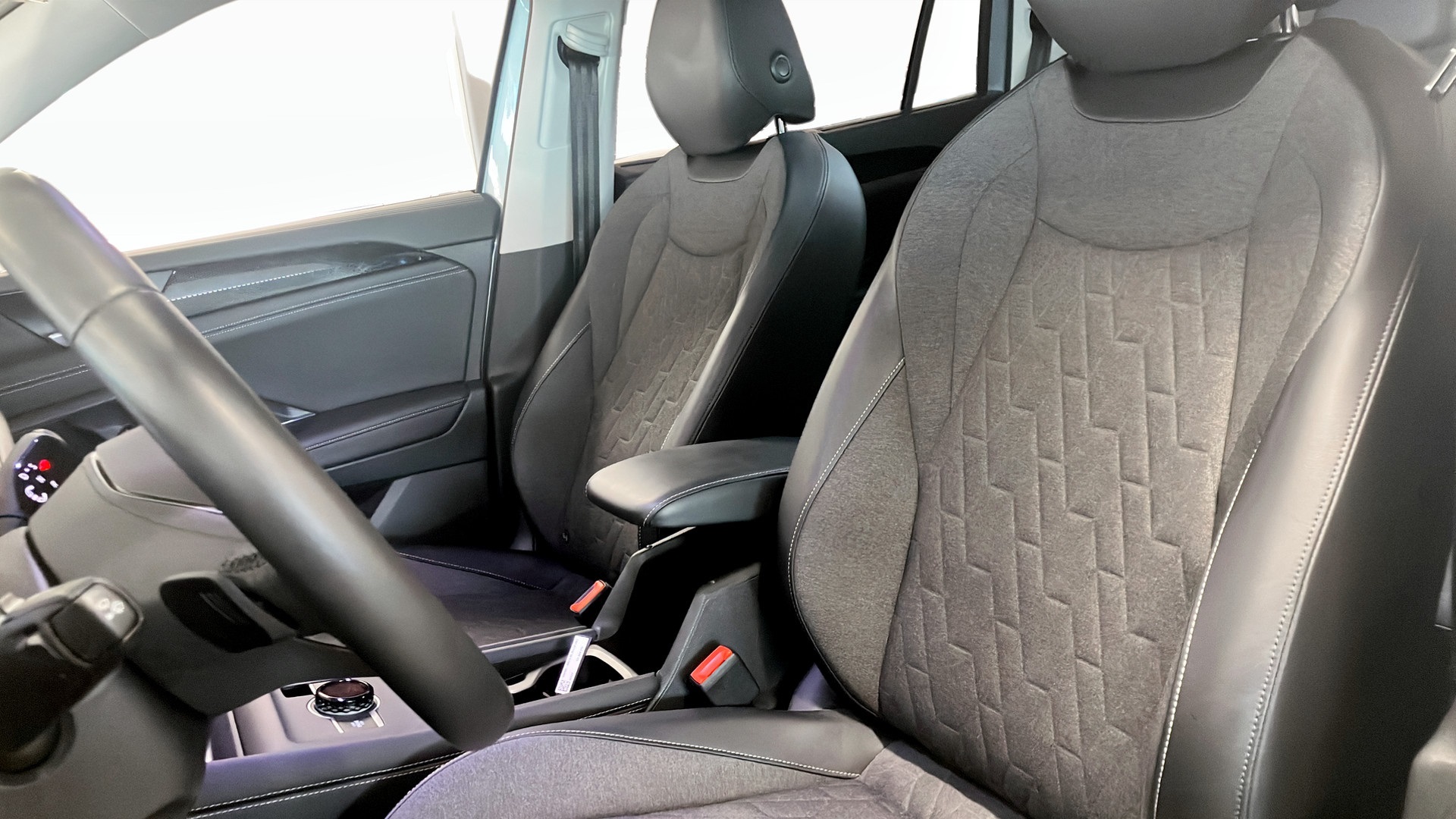 Volkswagen Tayron WZR84P