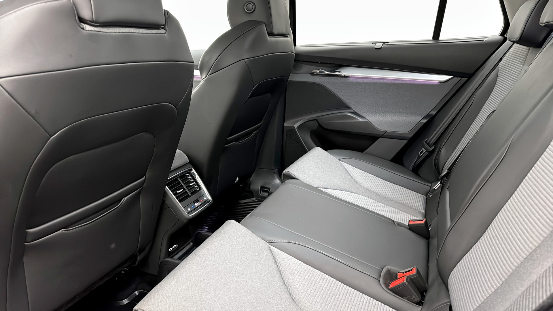 Skoda Enyaq XAM31M