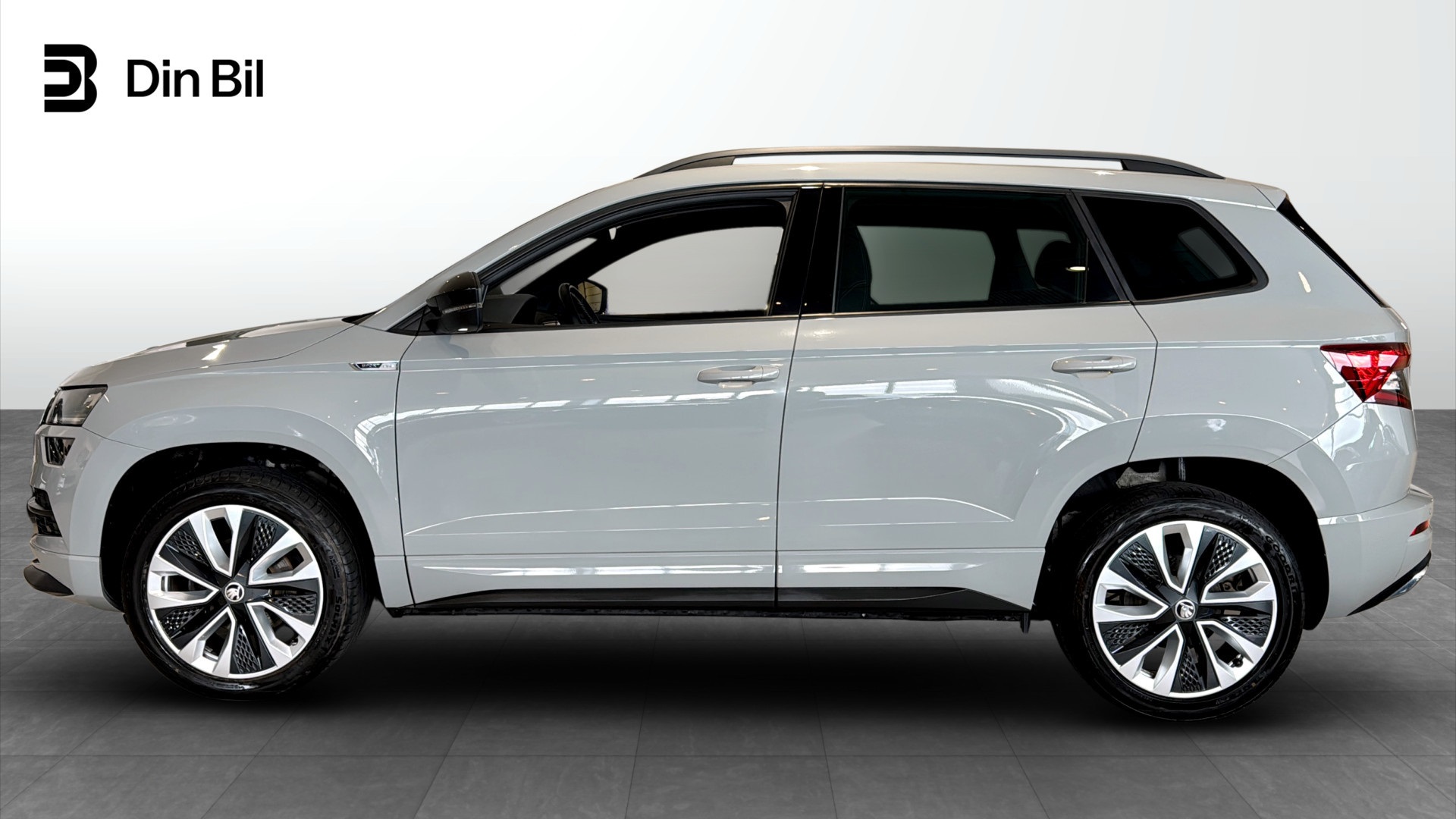 Skoda Karoq XAM61J