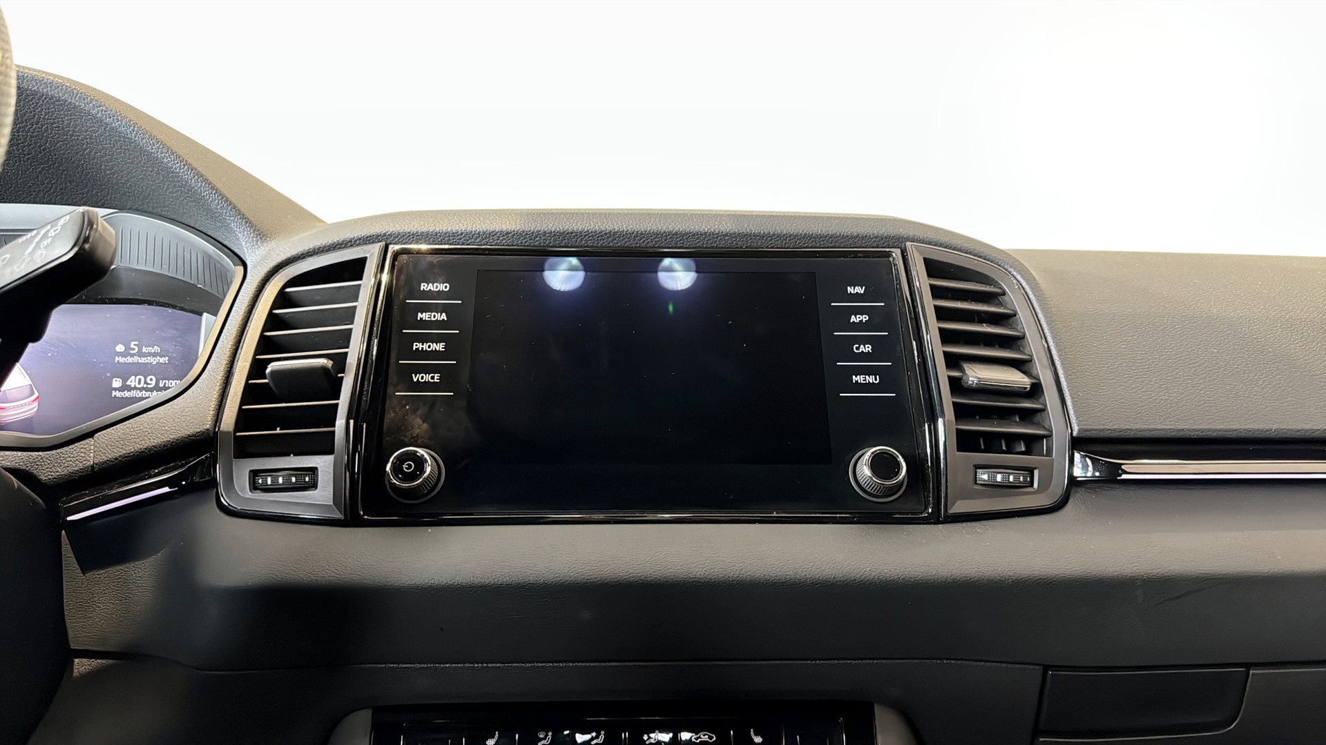 Skoda Karoq XAM61J