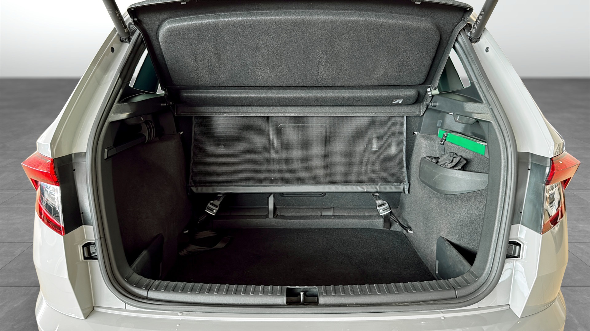 Skoda Karoq XAM61J