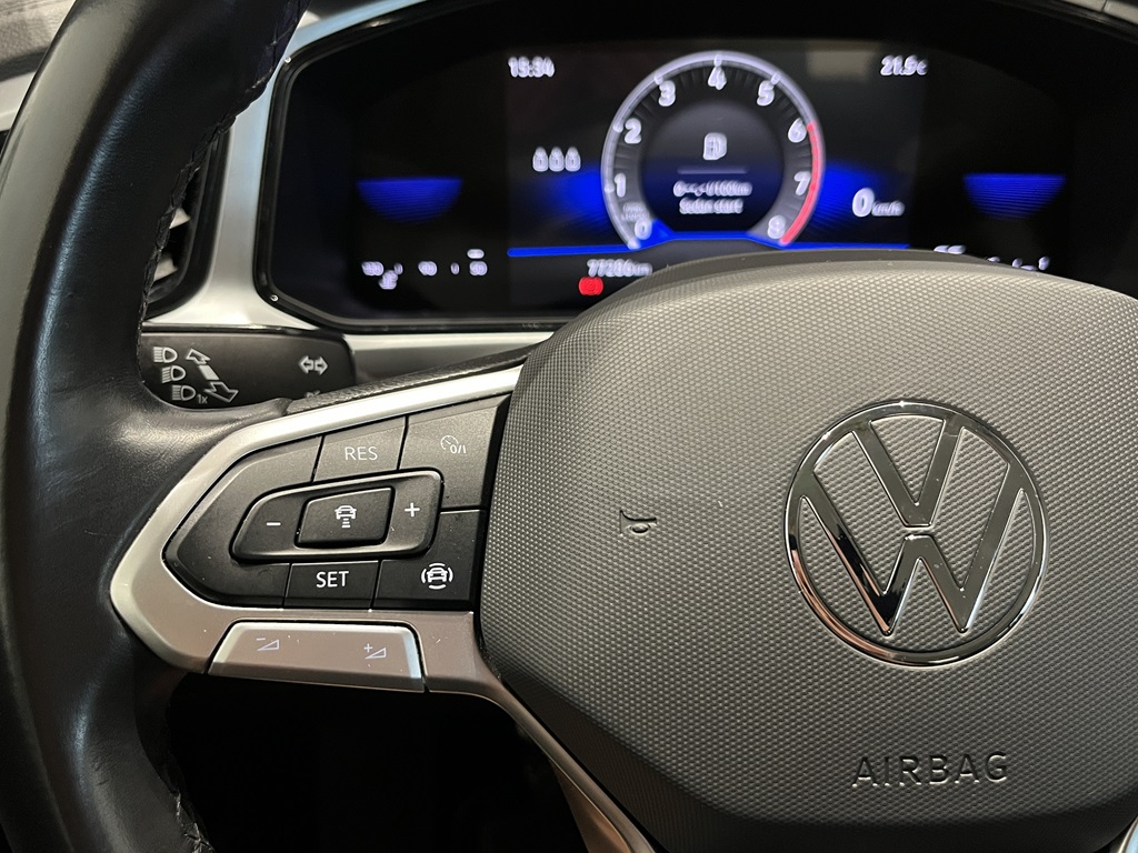 Volkswagen T-Roc XAT95Z