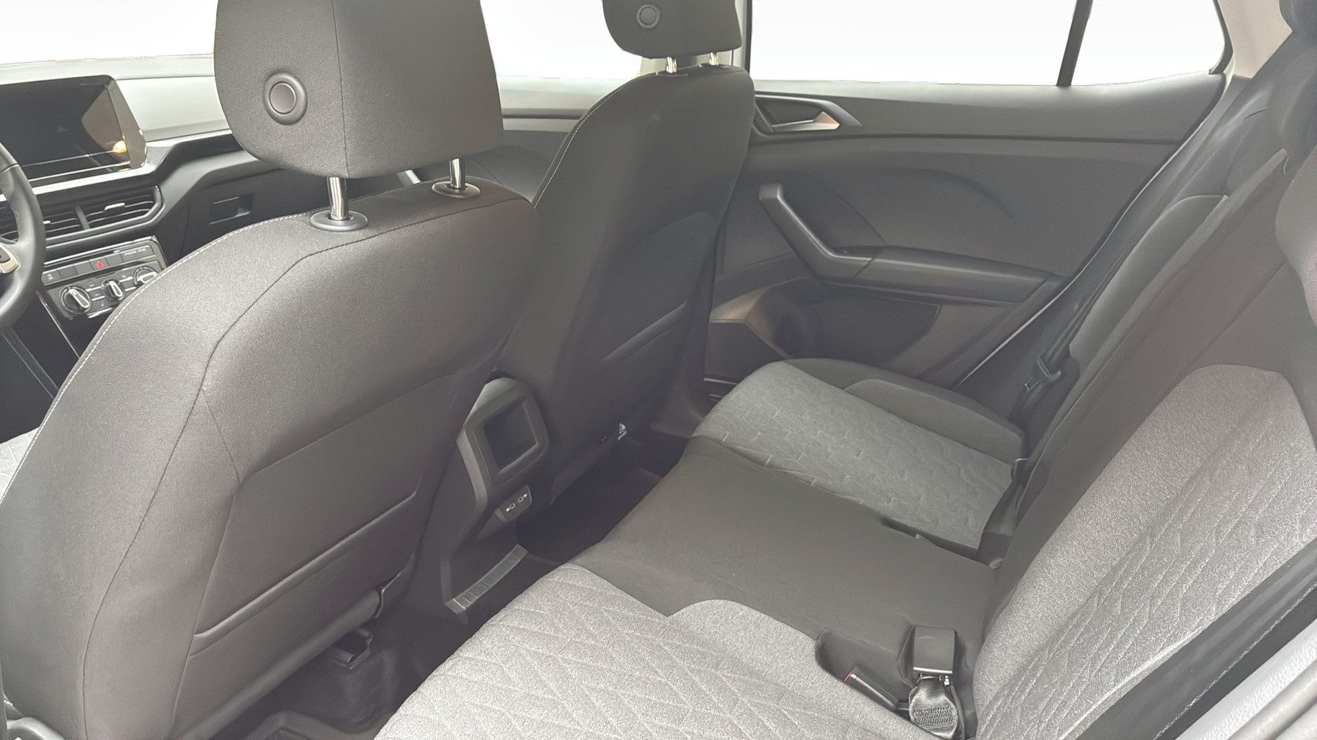 Volkswagen T-Cross XBG63R