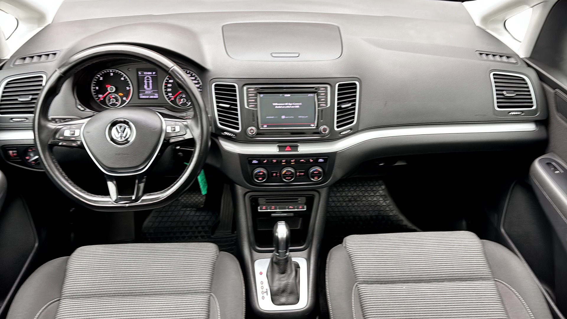 Volkswagen Sharan XBN91Y