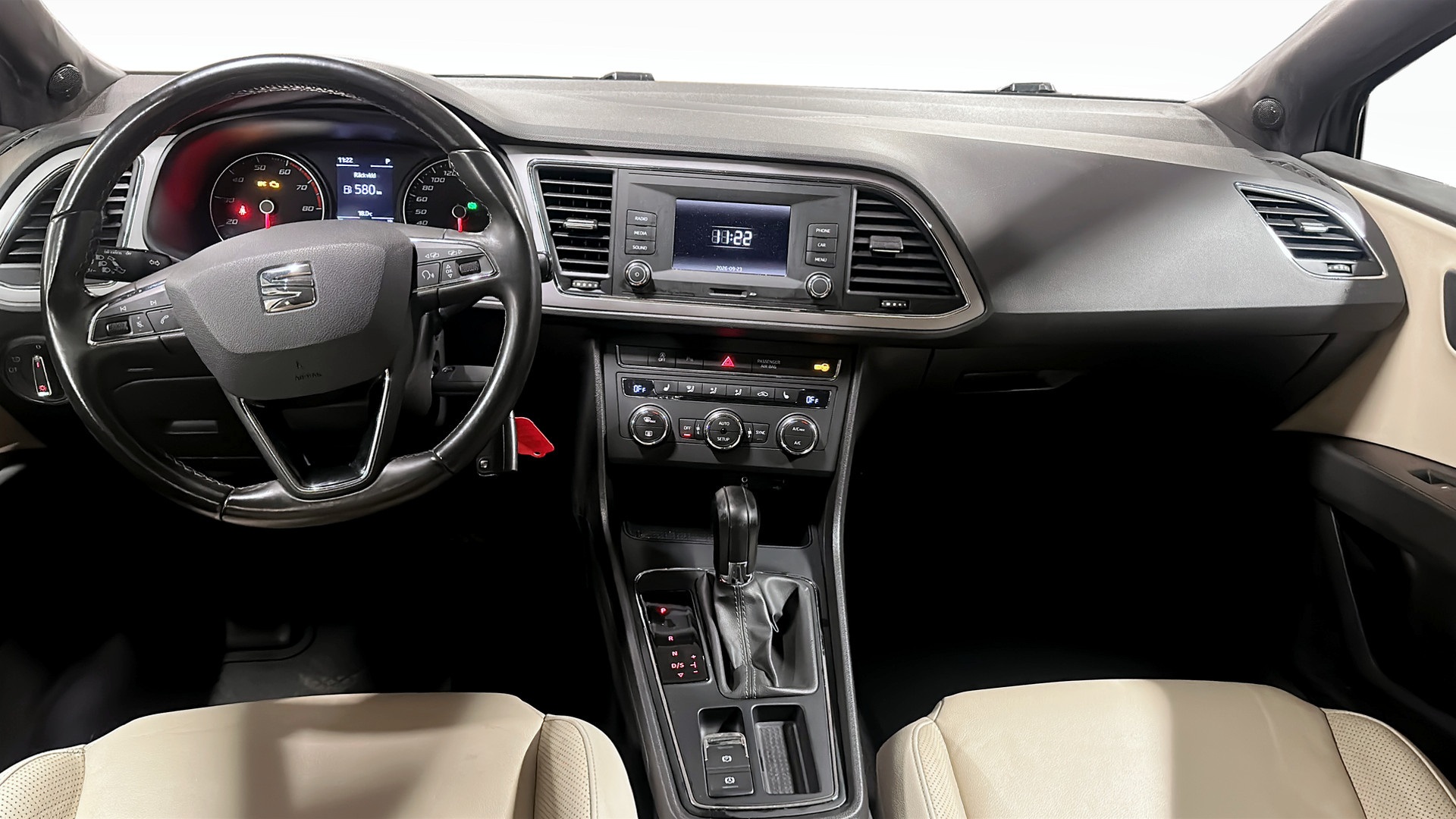 SEAT Leon XBZ459