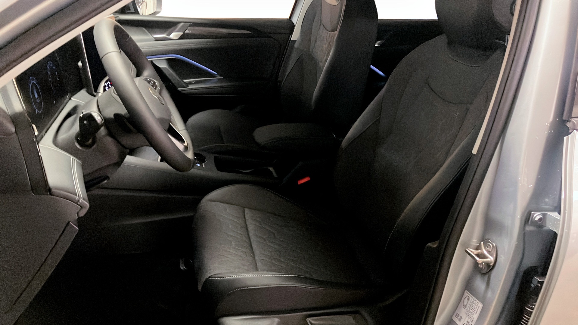 Volkswagen Tiguan XCH63U