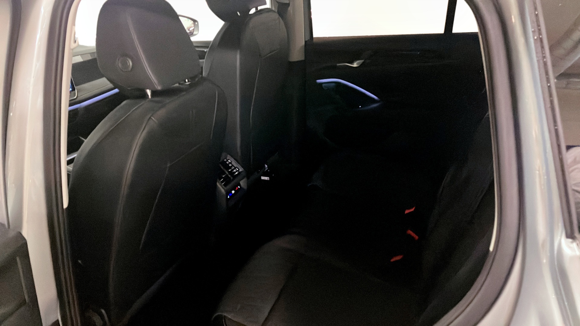 Volkswagen Tiguan XCH63U