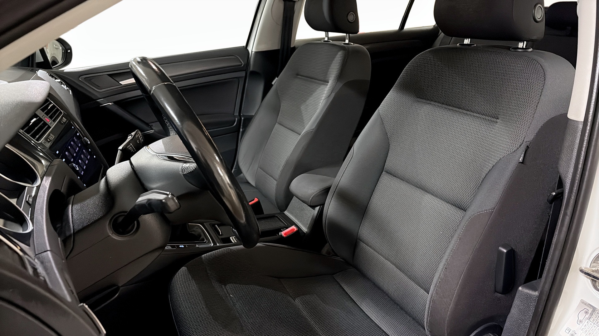 Volkswagen Golf Sportscombi XCN661
