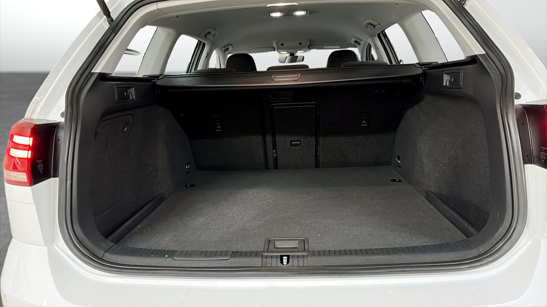 Volkswagen Golf Sportscombi XCN661