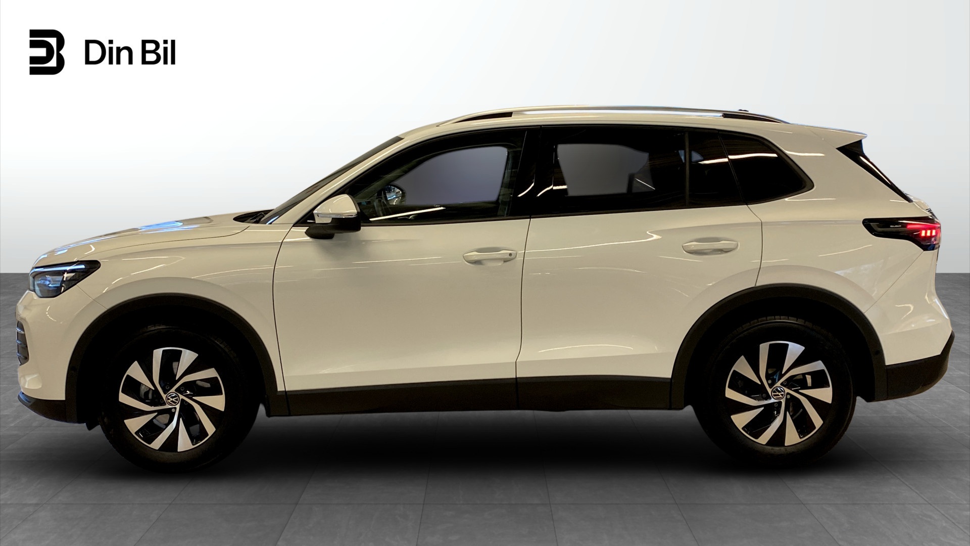 Volkswagen Tiguan XDJ32M