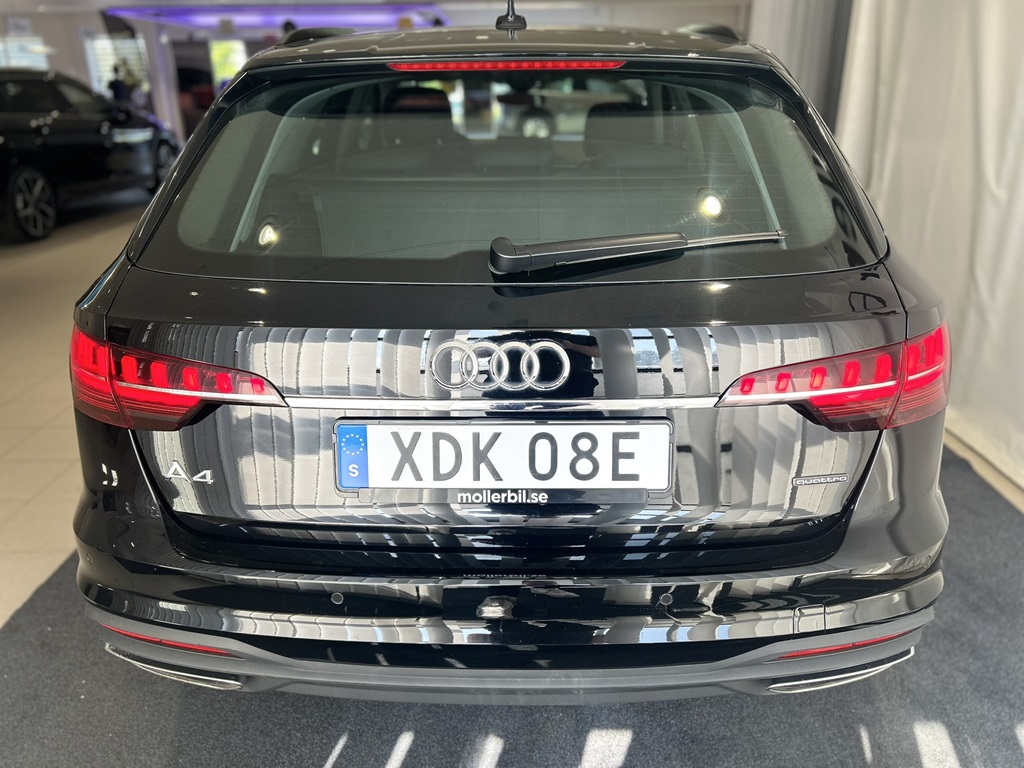 Audi A4 Avant XDK08E