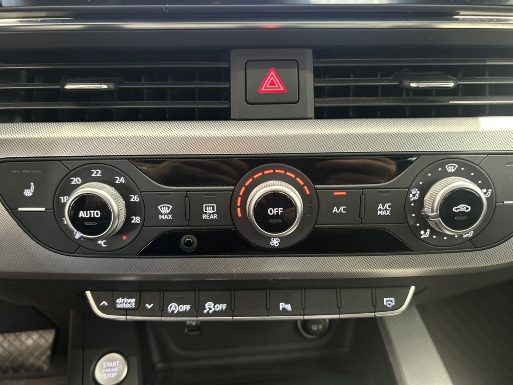 Audi A4 Avant XDK08E