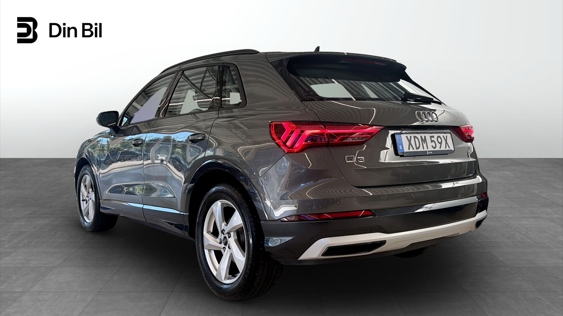 Audi Q3 XDM59X