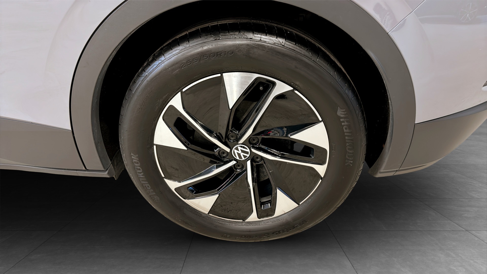Volkswagen ID.4 XEC58E