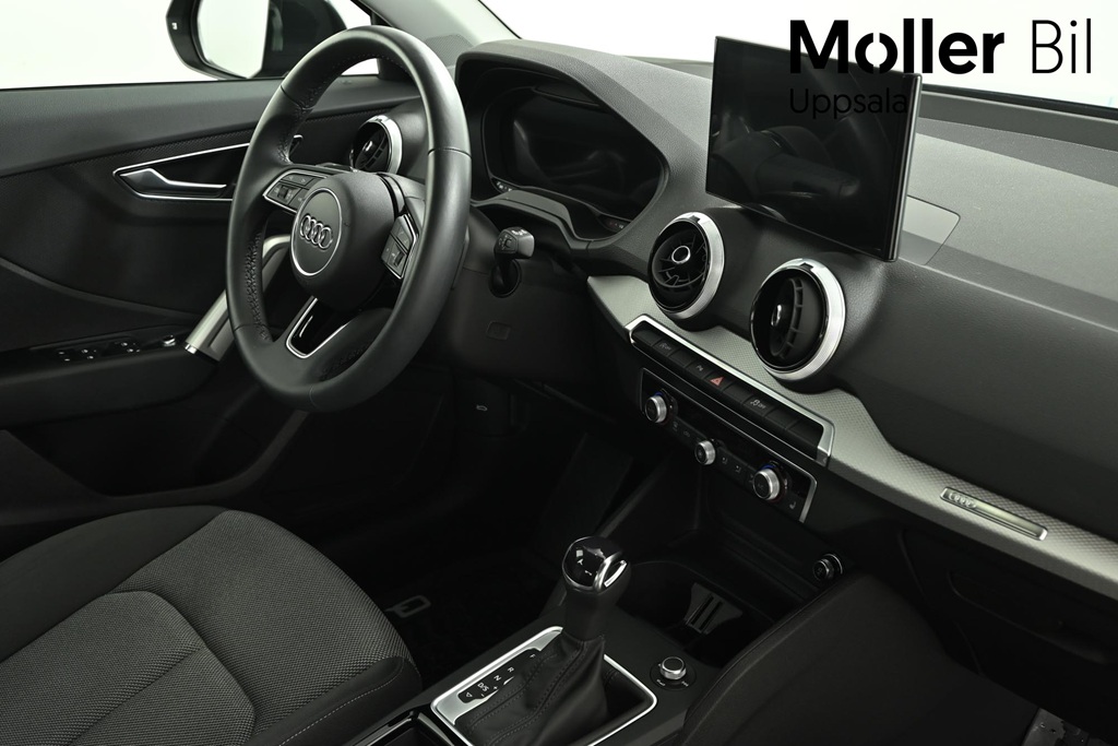 Audi Q2 XEF59P