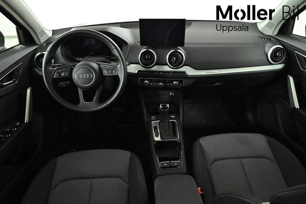 Audi Q2 XEF59P