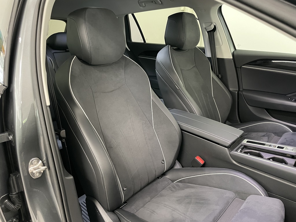 Volkswagen Passat XEJ07J