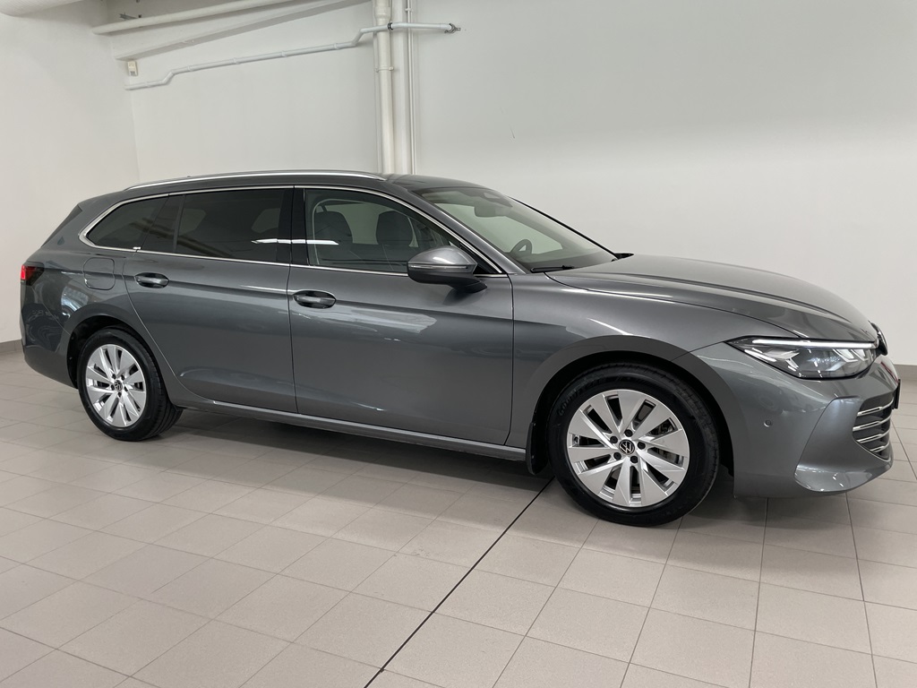 Volkswagen Passat XEJ07J