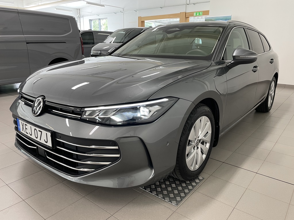 Volkswagen Passat XEJ07J