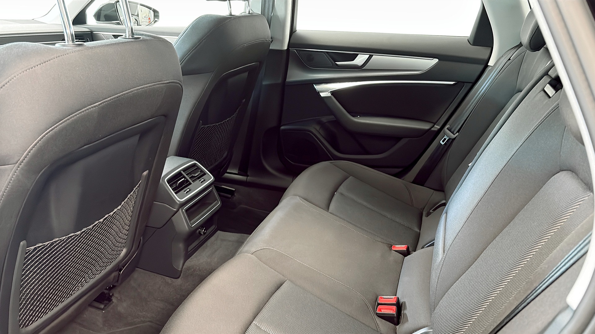 Audi A6 Avant XEO509