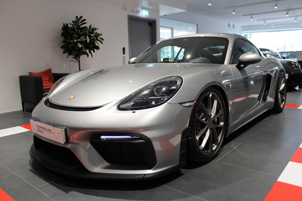 Porsche 718 Cayman XFE81T