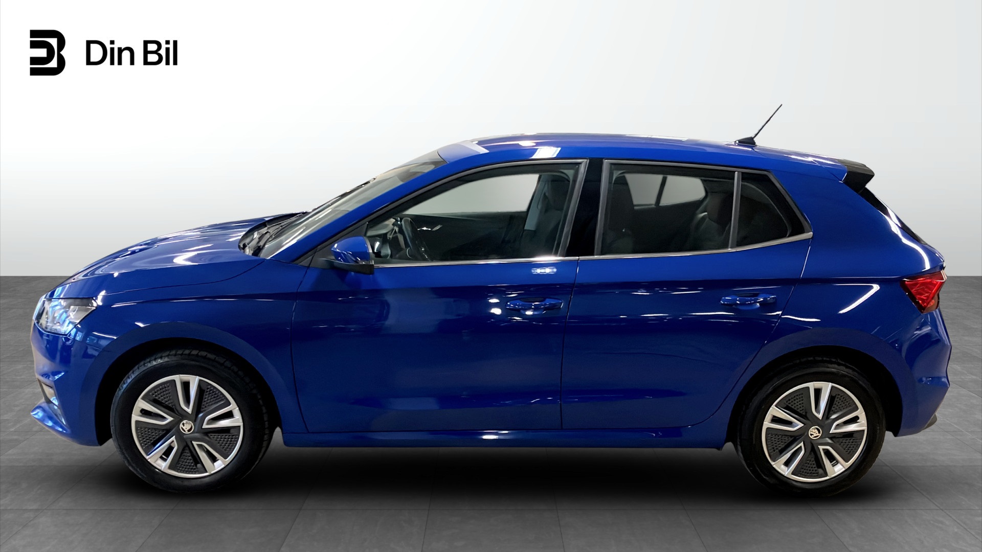 Skoda Fabia XFL96K