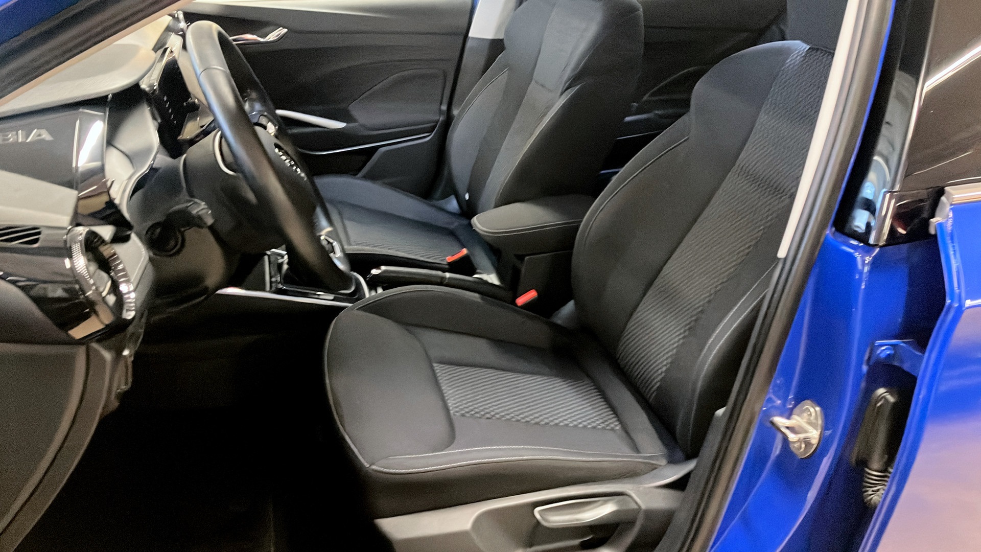 Skoda Fabia XFL96K