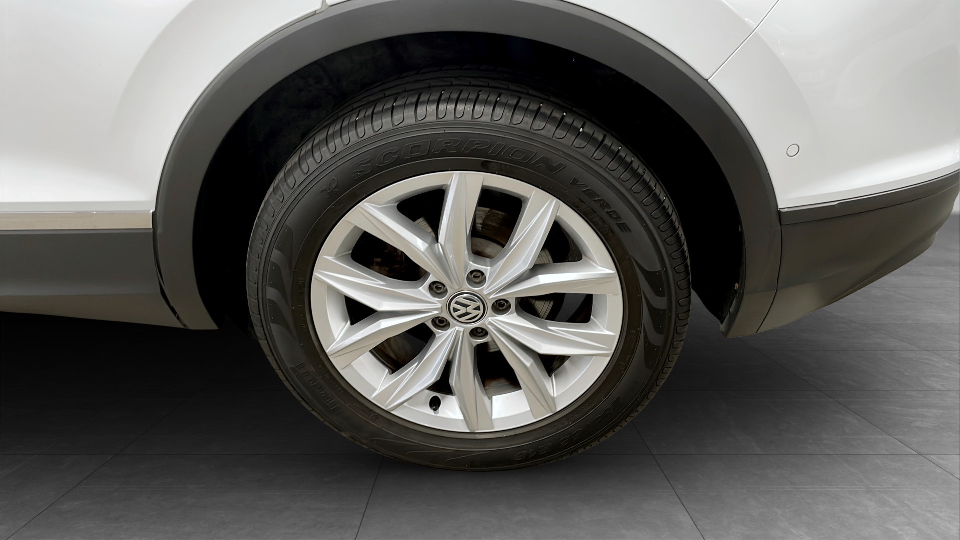 Volkswagen Tiguan XFT032