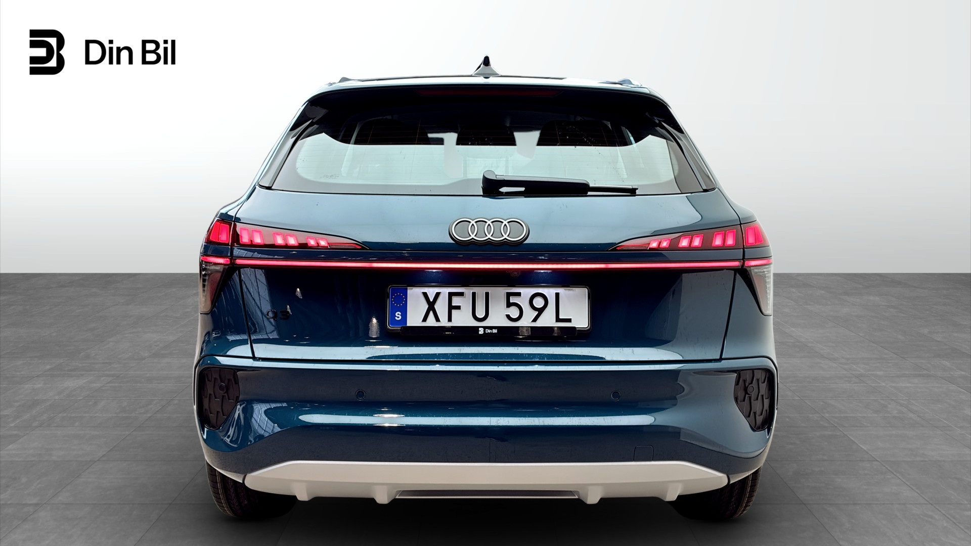 Audi Q3 XFU59L