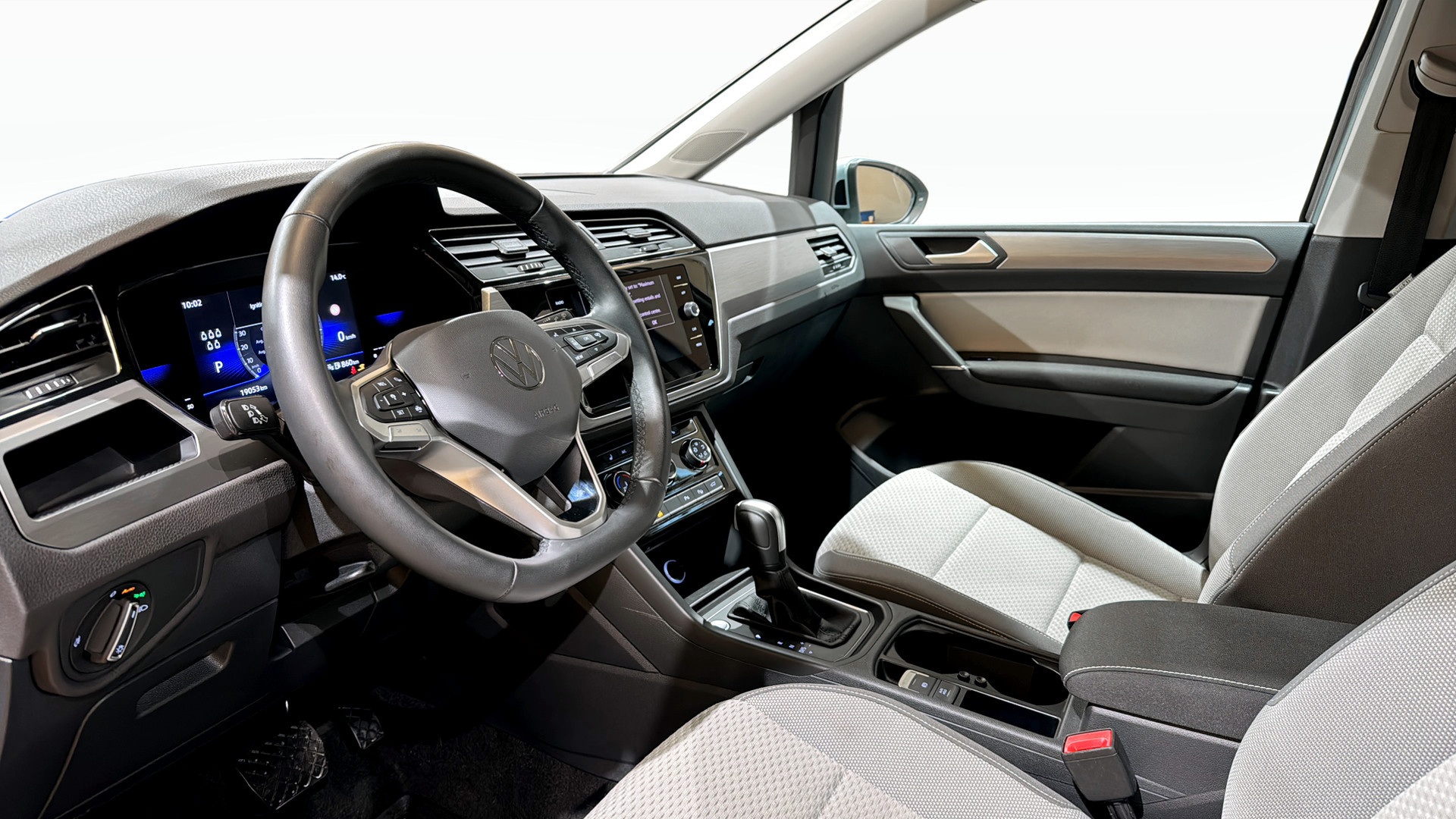 Volkswagen Touran XGE11T