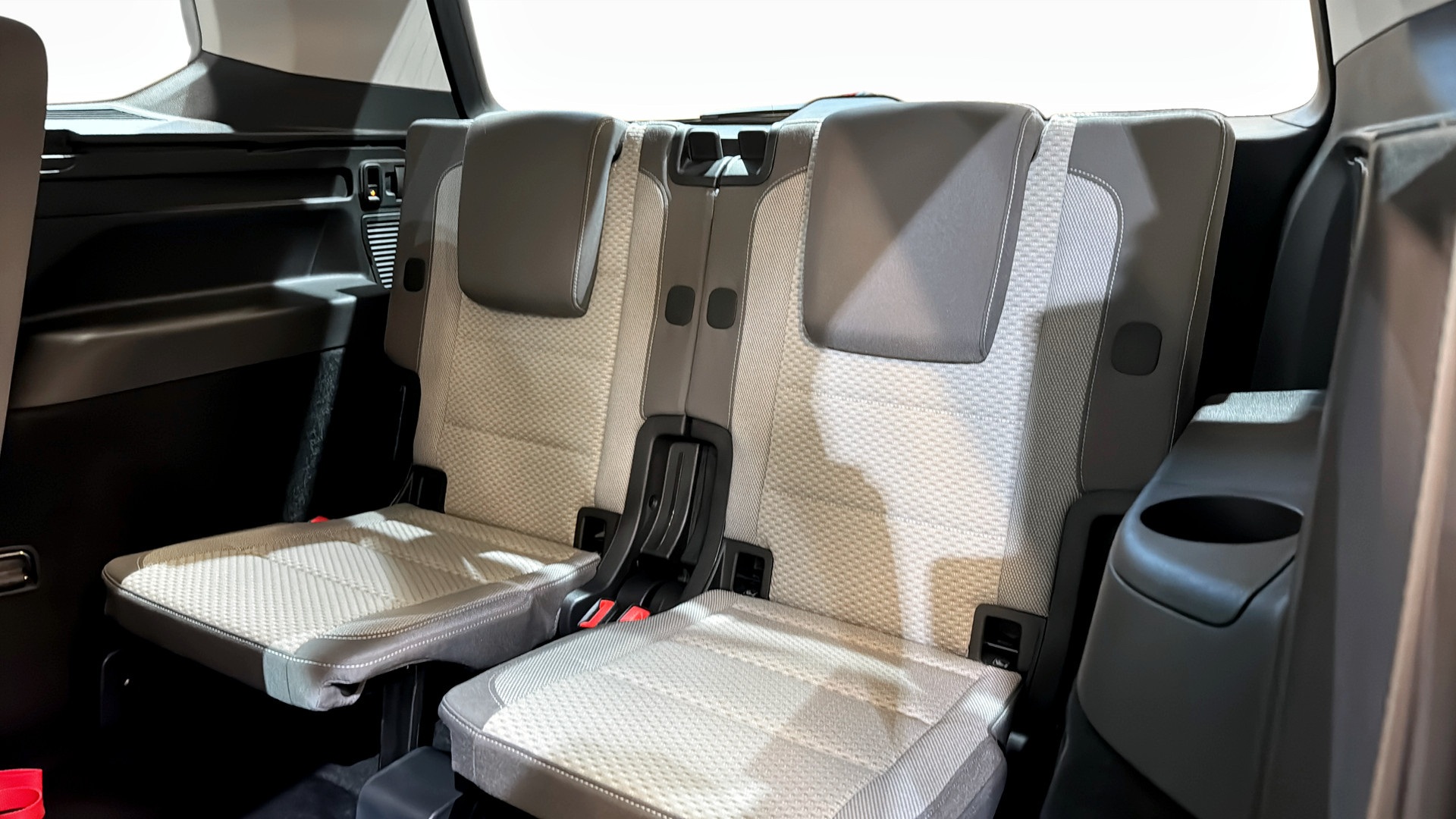 Volkswagen Touran XGE11T